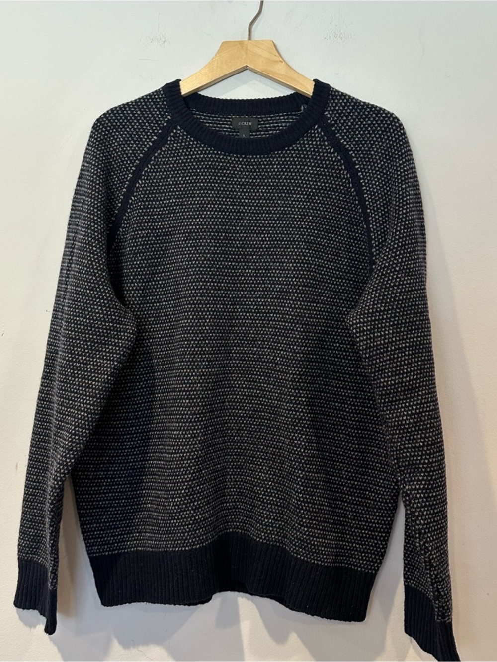 J.Crew Men's Soft Lambswool Crewneck Sweater Navy/White